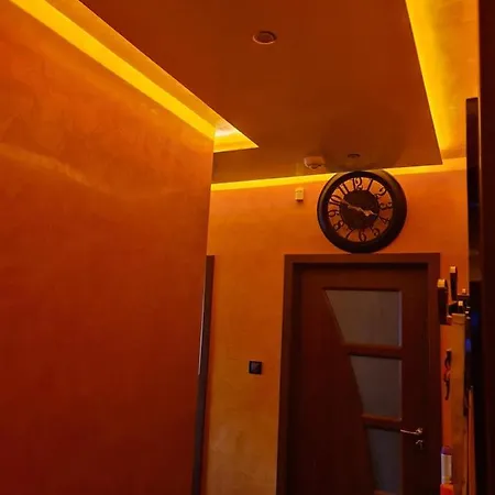 Homestay Super Luxury Room For Two In The Center Of Burgas *