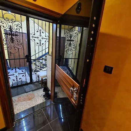 Super Luxury Room For Two In The Center Of Burgas *